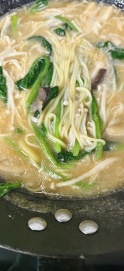 白白胖ღ锦鲤来米ꦼ主播照片