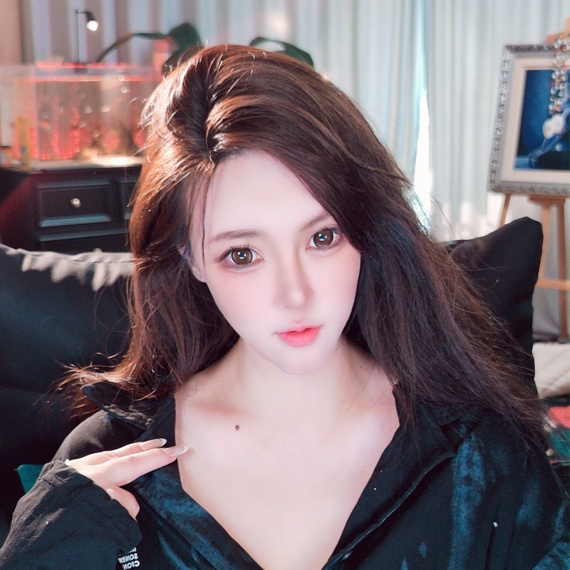 多财多亿的荻总的主播海报