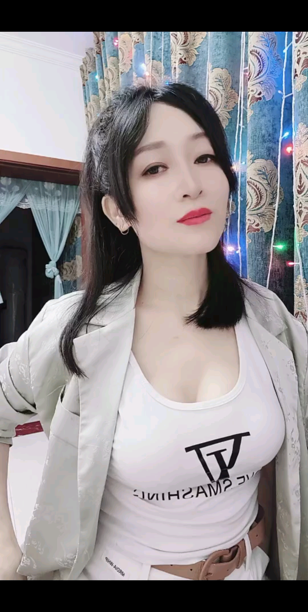 我只是喜欢听伤感歌 你们呢