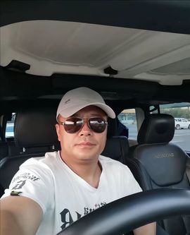 笑谈人生云淡的图片