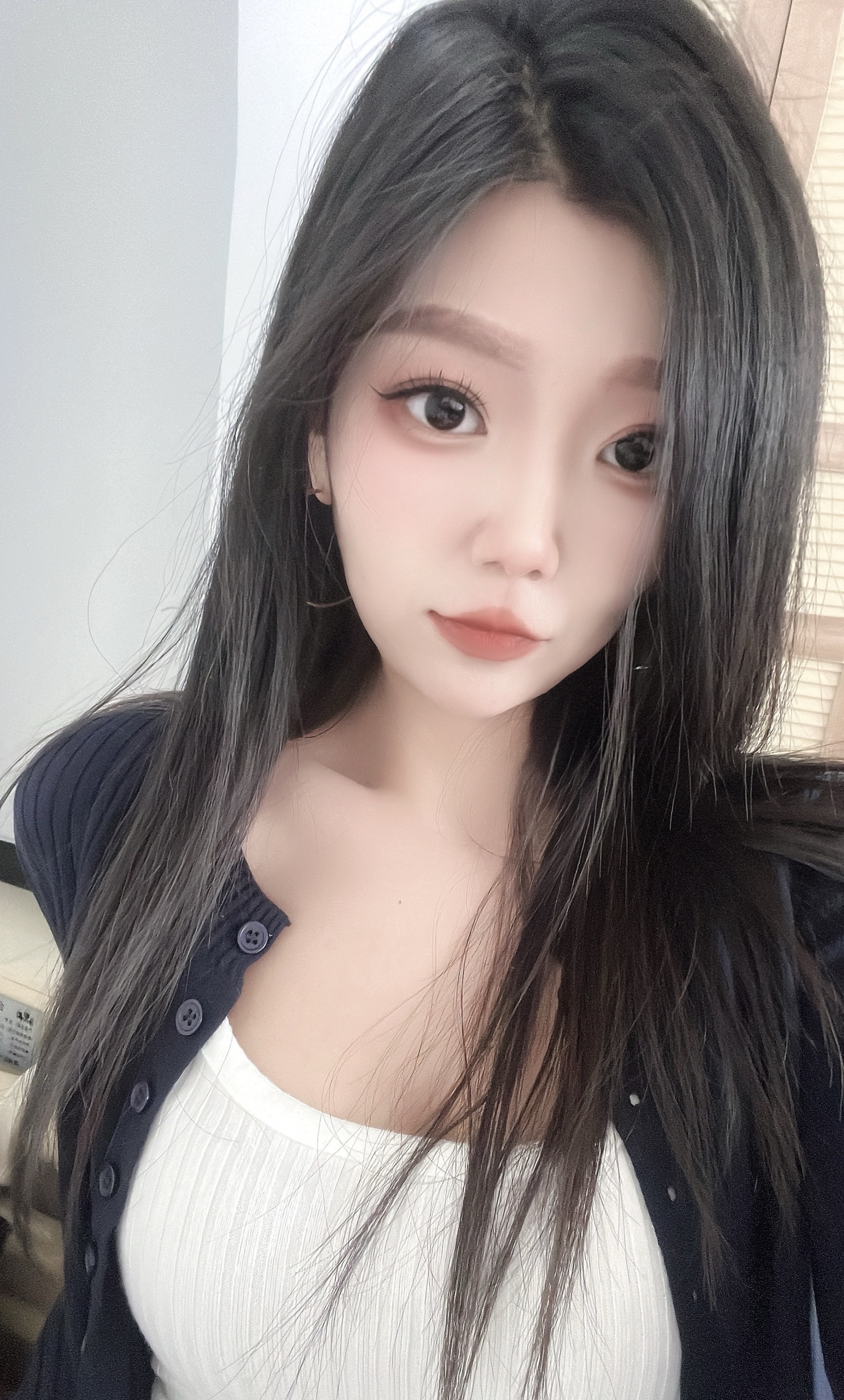 梓洛的烟雨哥L哥升啦主播图片