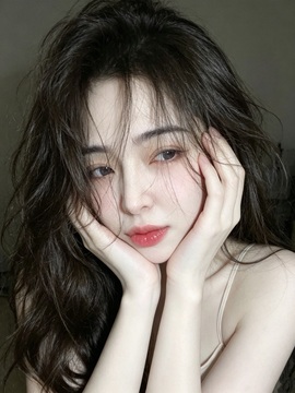 漫妮幸运围绕主播照片