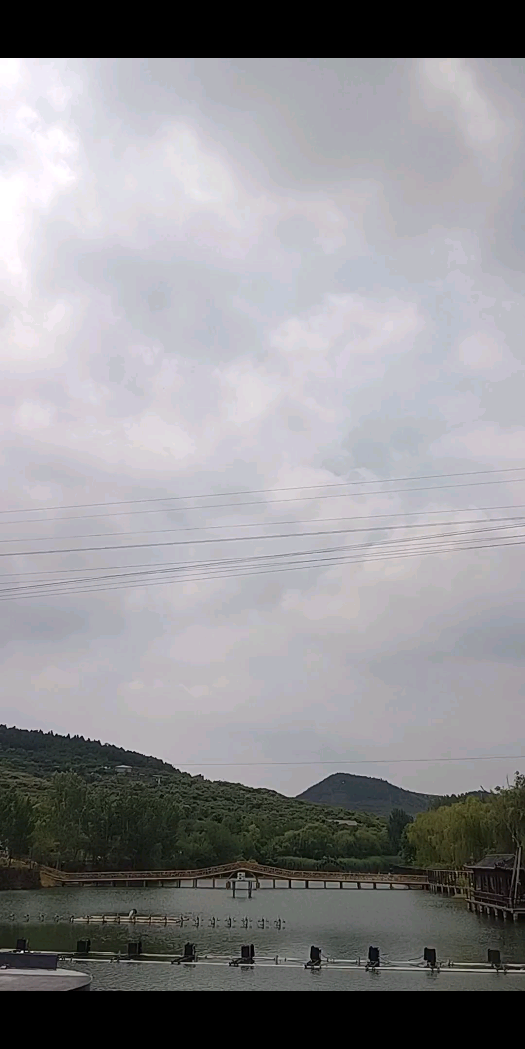 雨一直下