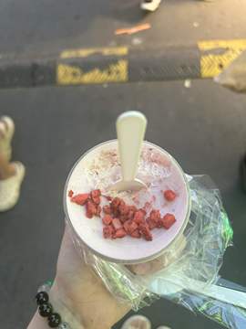 傲雪没人疼！主播照片