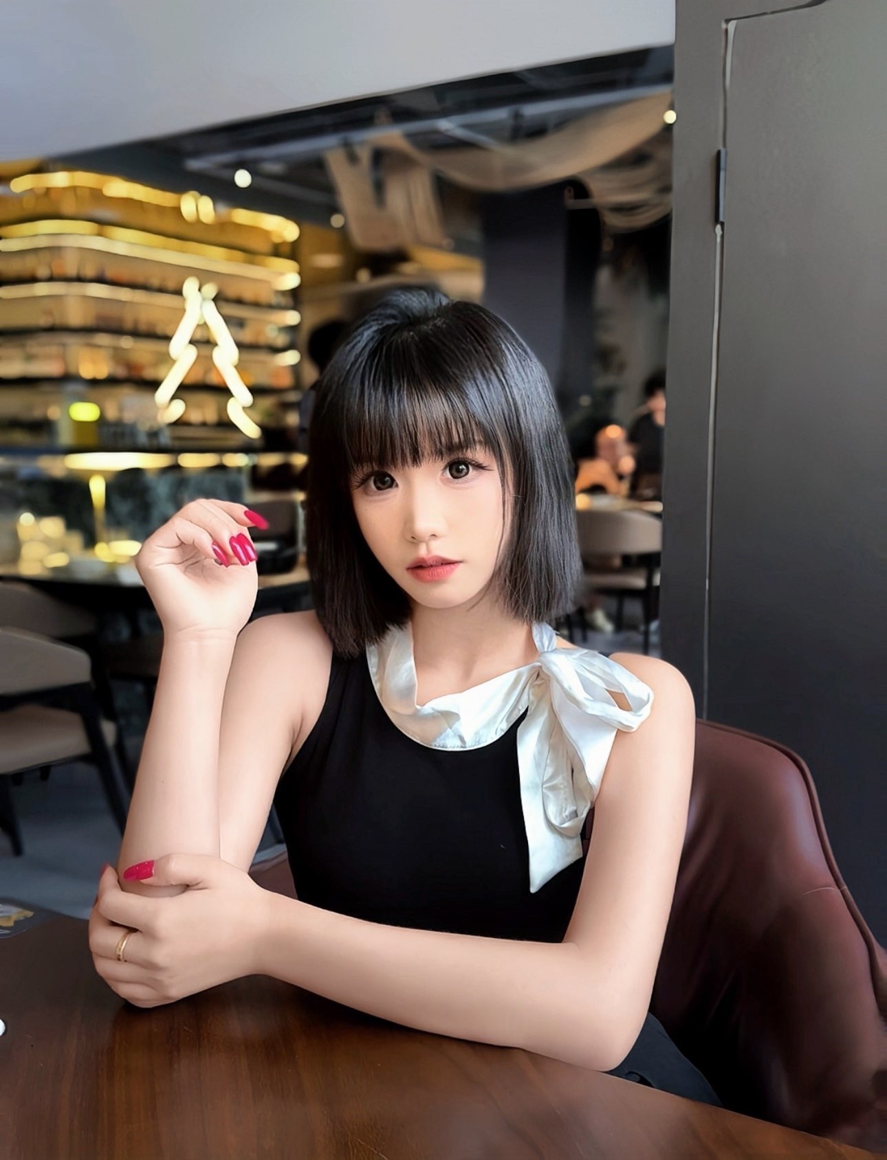 是小宝吖主播图片