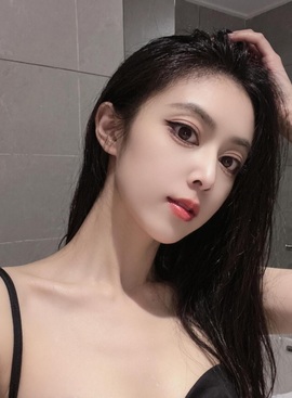 倾城静静努力过任务主播照片