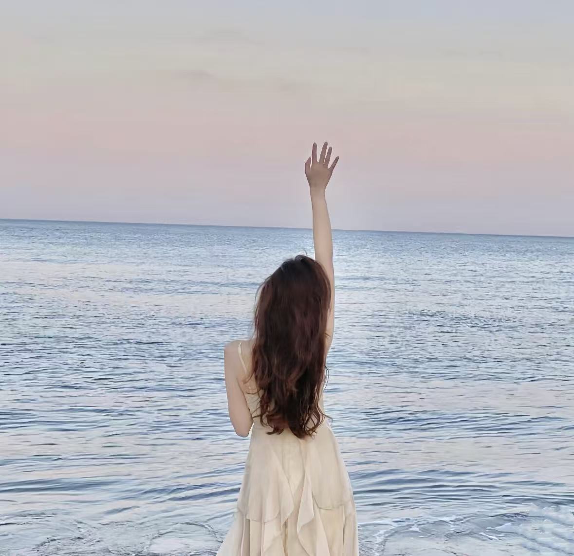 麻花🎤十月好运主播图片