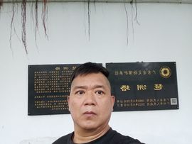 换个角度看我是男神王的图片