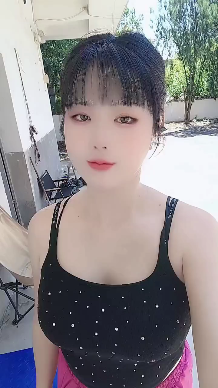 永远不要可怜自己要热