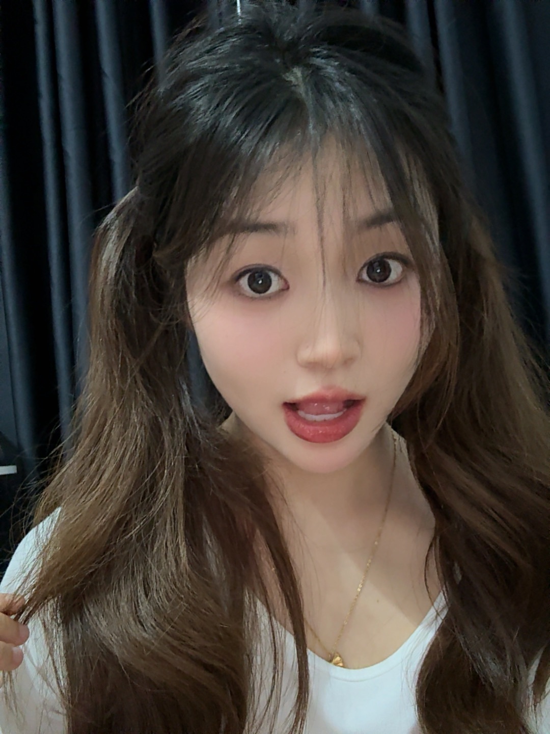 笑笑早七点播主播图片
