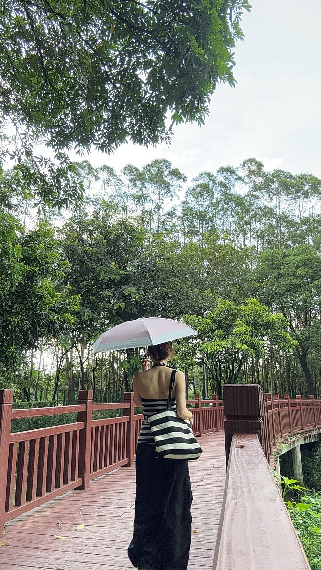 ゞ依人ゞ主播图片