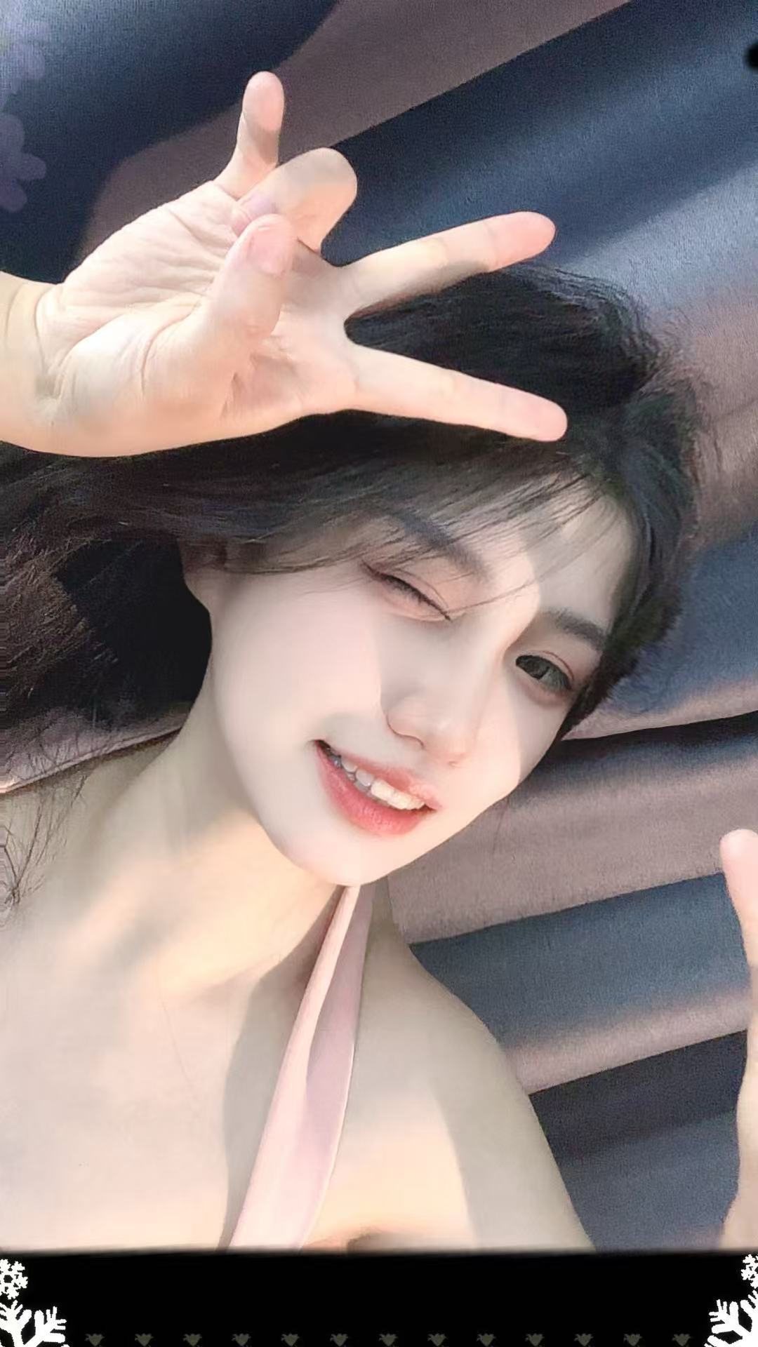 麻花🎤十月好运主播图片