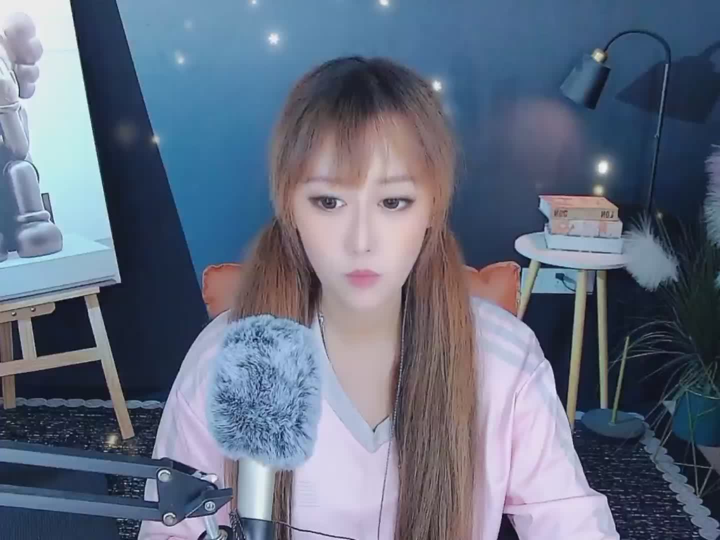 快来看看我发布的才艺作品一，AI评分81！