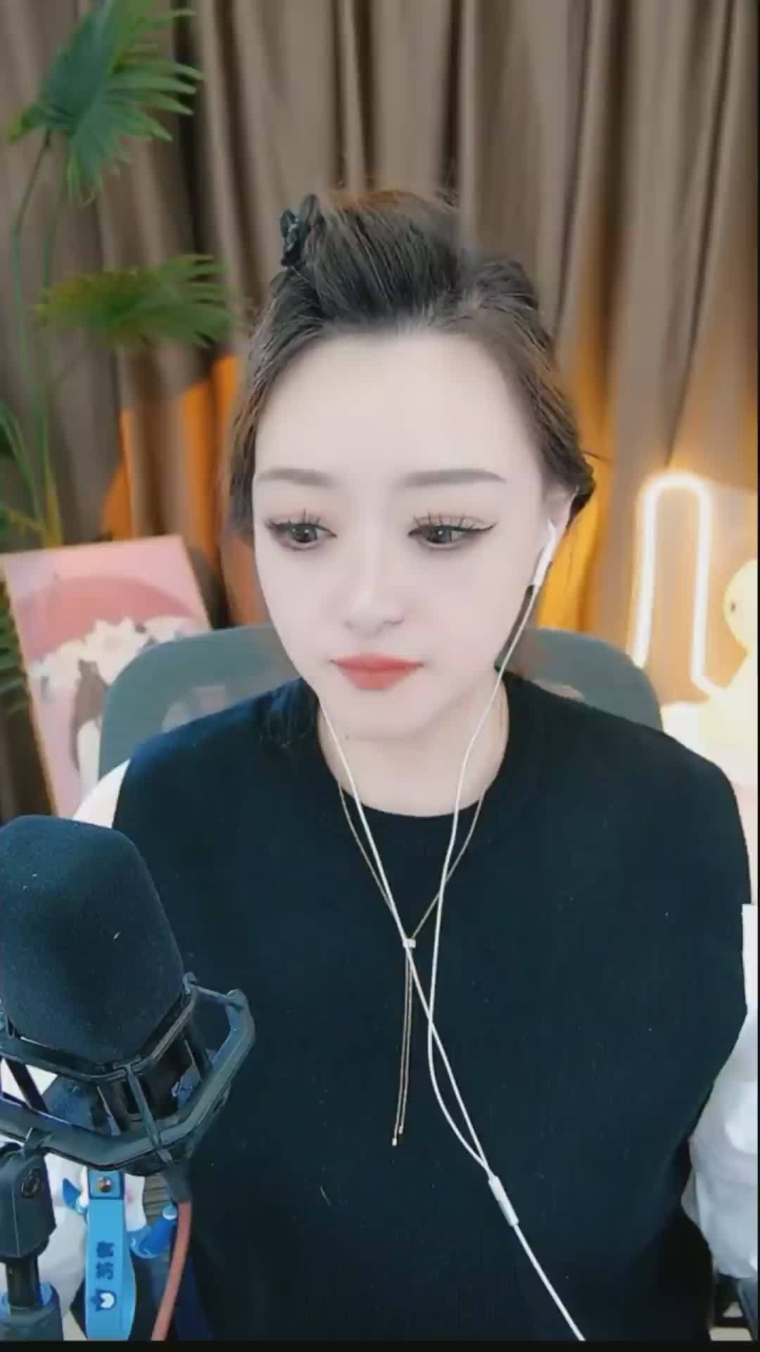 快来看看我发布的才艺作品荷塘月色，AI评分88！