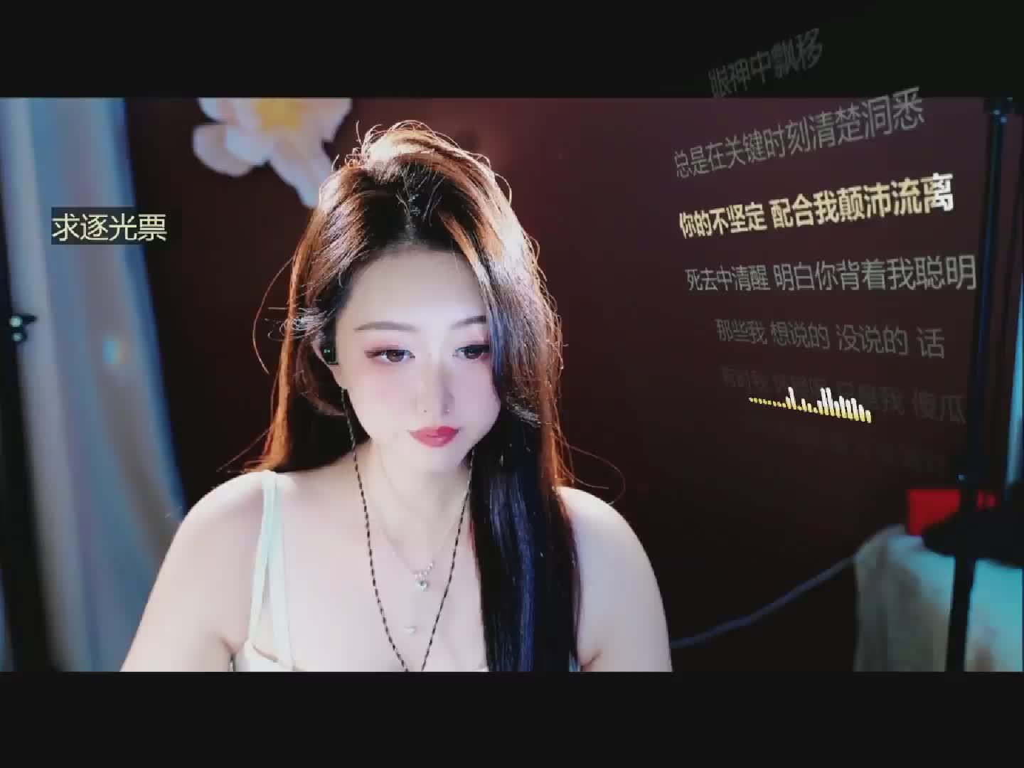 快来看看我发布的才艺作品云与海，AI评分90！
