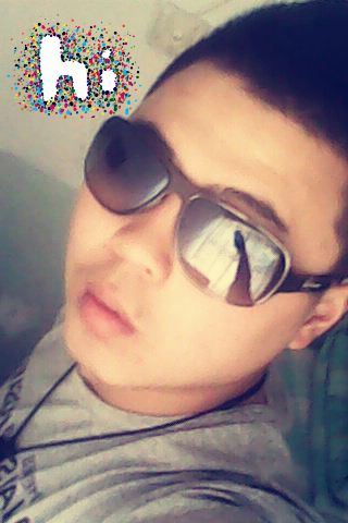 MC冷辉的主播照片