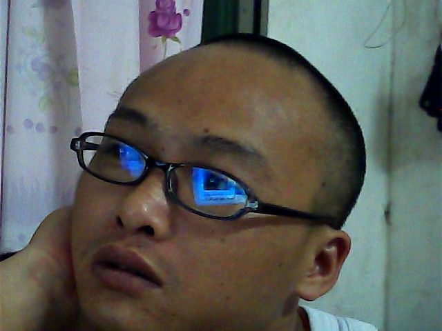 低調===哥的主播照片