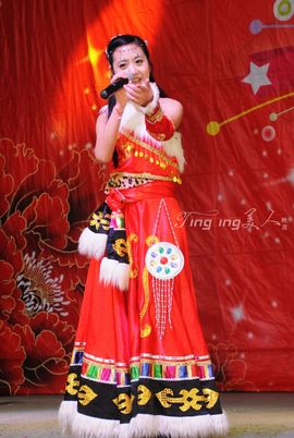 无极★sing婷儿主播照片
