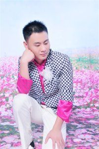 寂寞98斌少主播照片