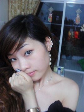 ペＫiS嫊钕灬｡♥♡主播照片