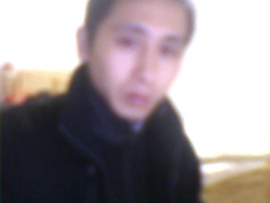 曲终人在主播照片
