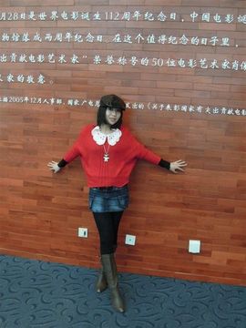 可爱丹儿主播照片