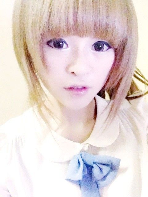 «✌_✌冷漠»的主播照片