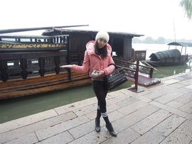 可爱丹儿主播照片