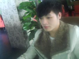 爱就大声告诉我主播照片