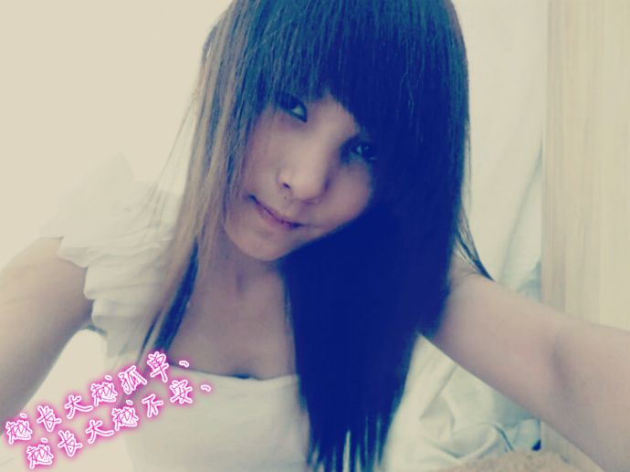 陌小琦冷颜女子的主播照片