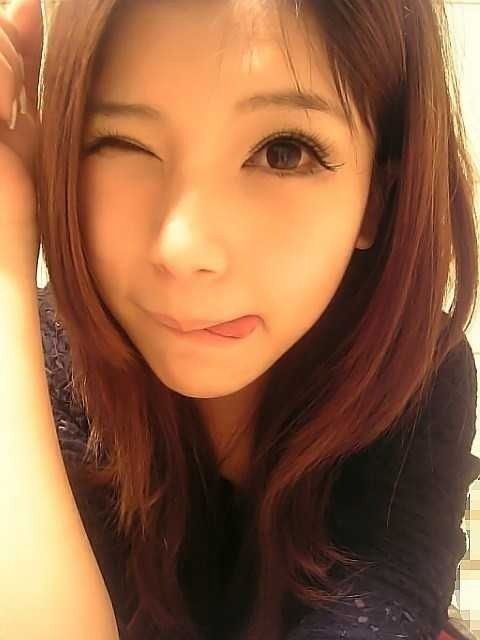 937261588主播照片