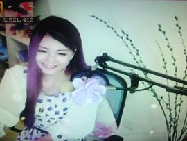 😸熱饅頭主播照片