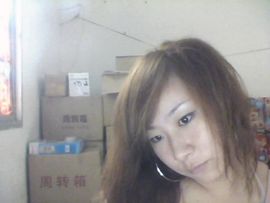 一个人的精彩丹丹主播照片