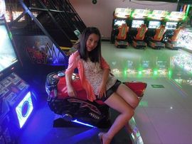 可爱丹儿主播照片