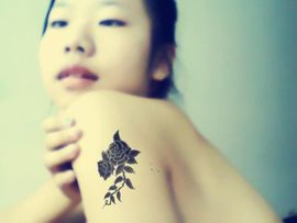 爱园宜万年主播照片