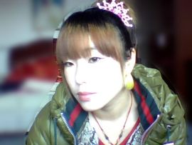 快乐小峰主播照片