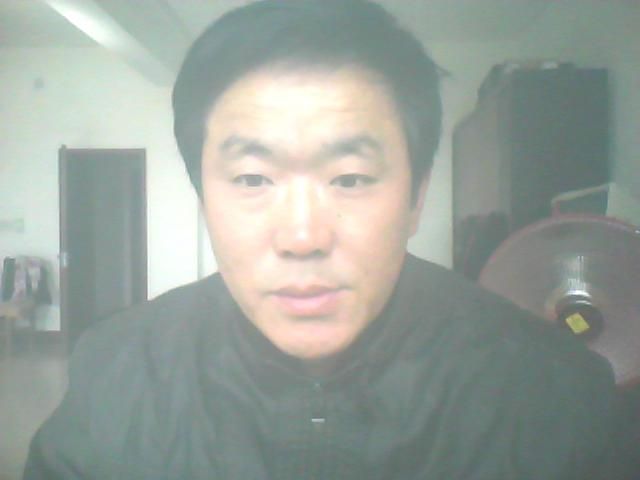 低调务实的主播照片