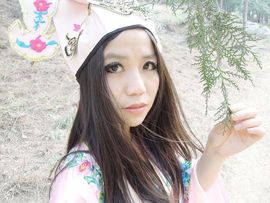 可爱丹儿主播照片