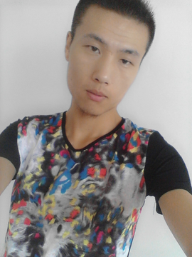 你不爱我，我亲你主播照片
