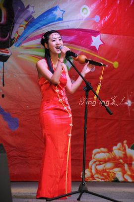 无极★sing婷儿主播照片