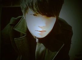 现实社会虚情假意主播照片