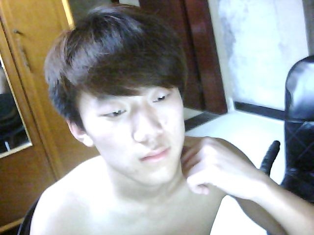 牙齿^_^阿杰主播照片