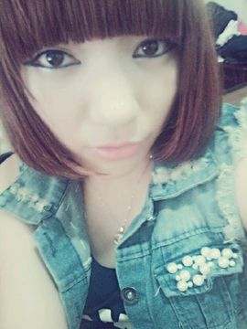 小敏艾妮主播照片