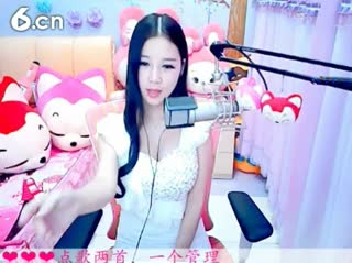 六间房女主播秀唱依然の我的唇吻不到我爱的人
