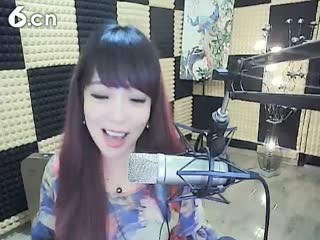 六间房美女主播♬&hearts;瑶&hearts;代理 互动直播中