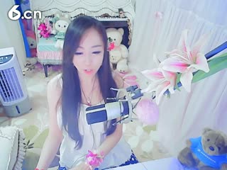 六间房甜美女主播╭&equiv;★妙人儿ご聊天交友视频秀