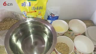怎么做凉皮的方法视频，凉皮14种调料水的做法