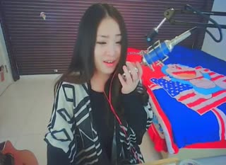 随着《嗨歌》的旋律~一起嗨起来