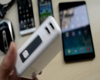 十爪线威武，mopoer移动电源变N路输出