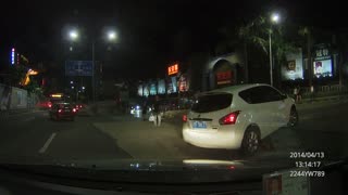 安霸A7行车记录仪 凌度BL950行车记录仪夜晚超强夜视功能实拍视频